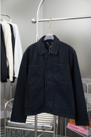루이비통(LV) 엠보싱 모노그램 데님 자켓 의류