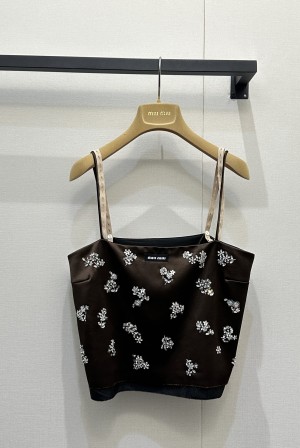 miumiu 미우미우 플라워 비딩 아세테이트 슬리브리스 민소매 나시 의류