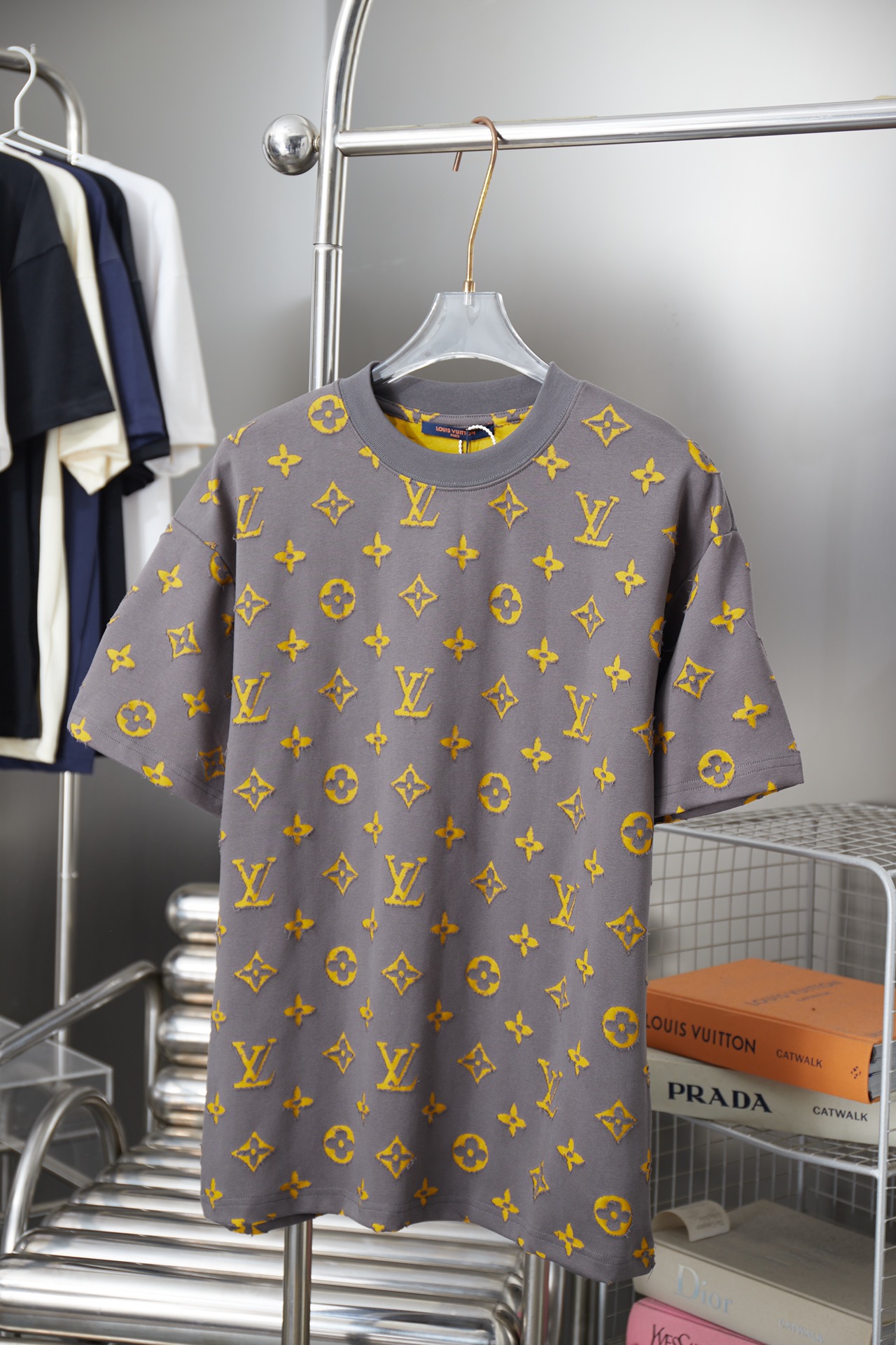 루이비통(LV) 로고 자카드 반팔 티셔츠 의류