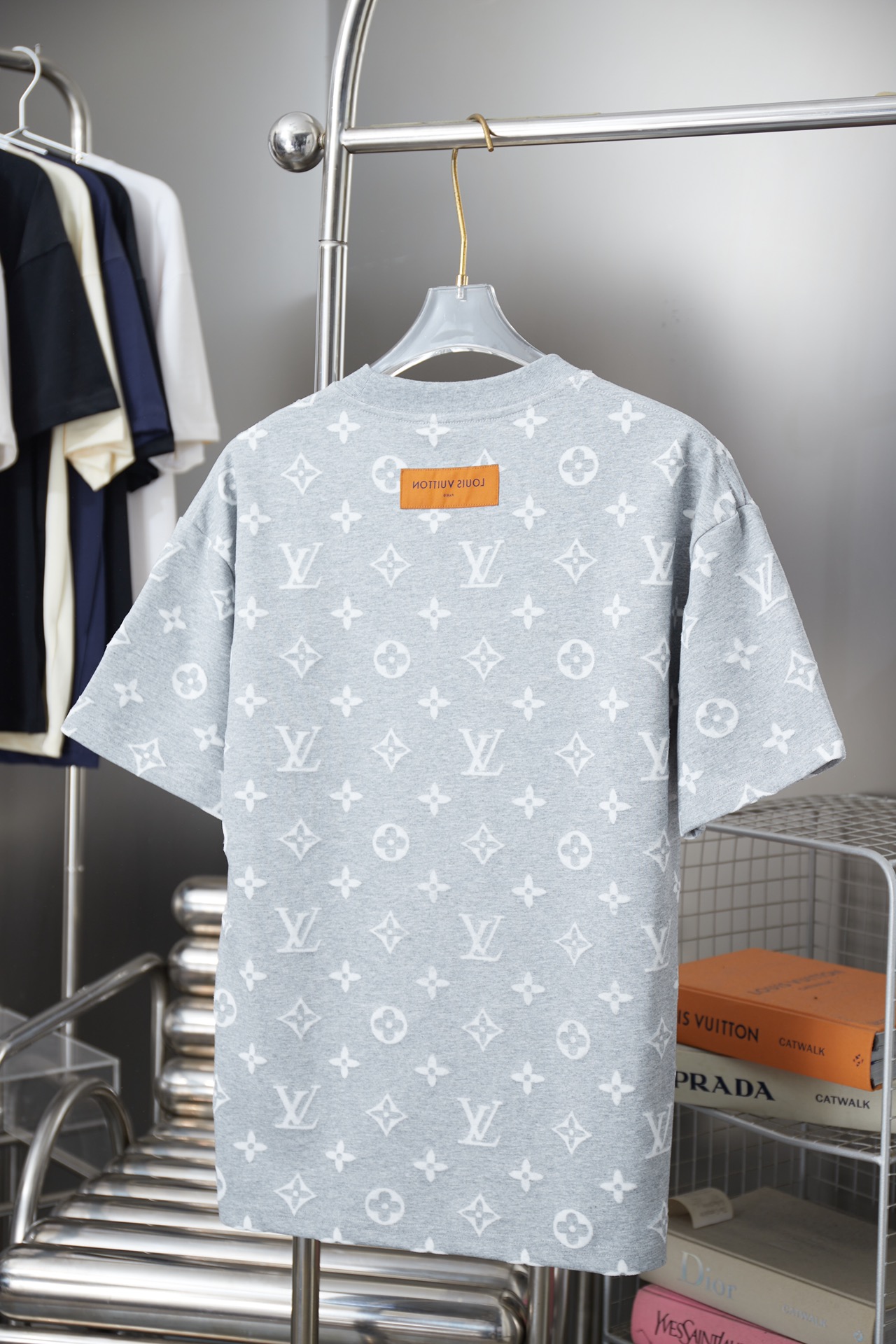 루이비통(LV) 로고 자카드 반팔 티셔츠 의류