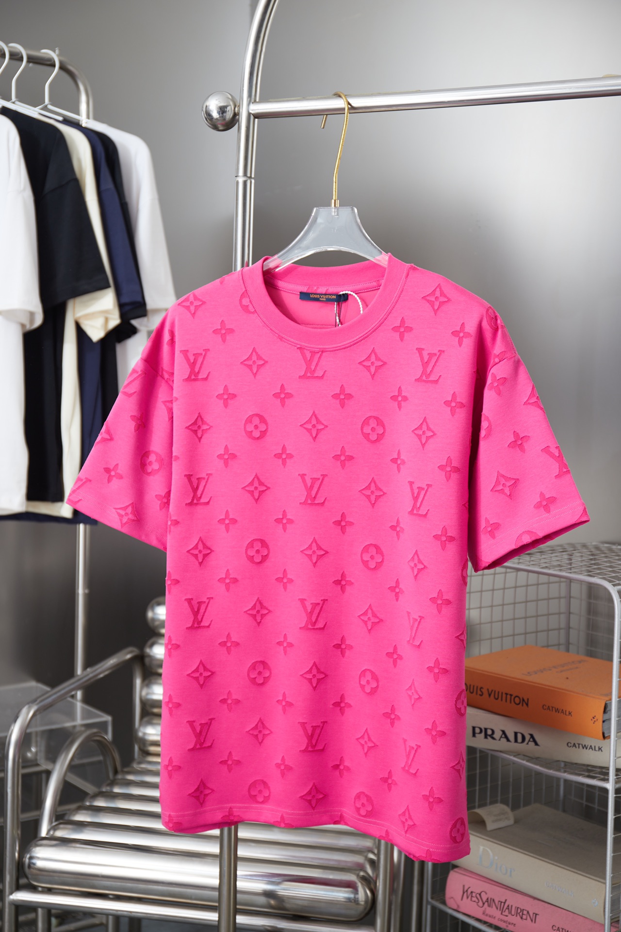 루이비통(LV) 로고 자카드 반팔 티셔츠 의류