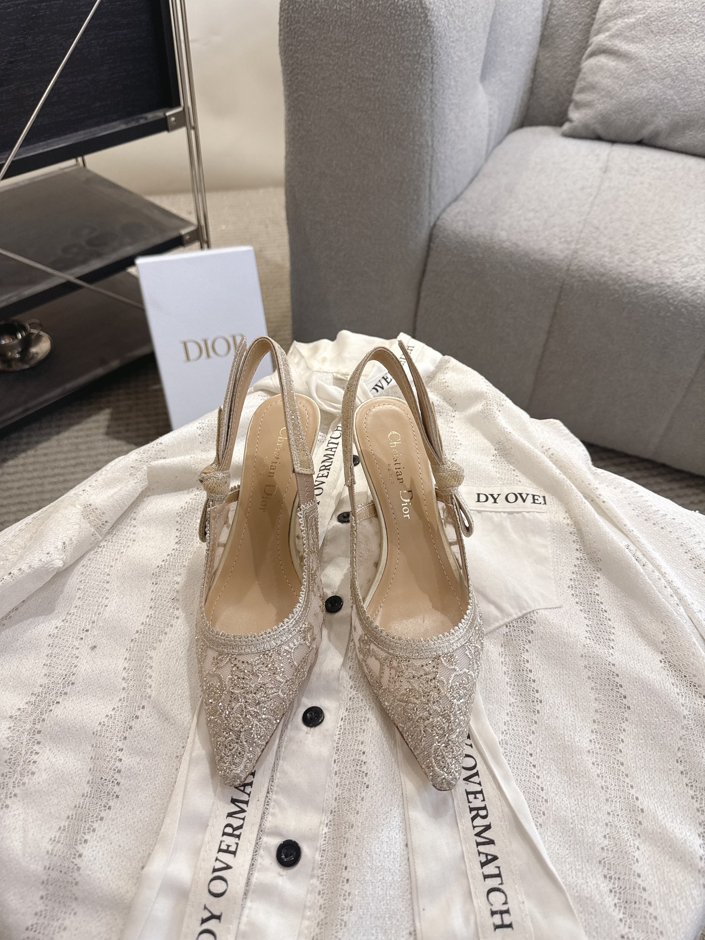 디올(DIOR) J’ADIOR 리본 스트랩 힐 샌들 신발