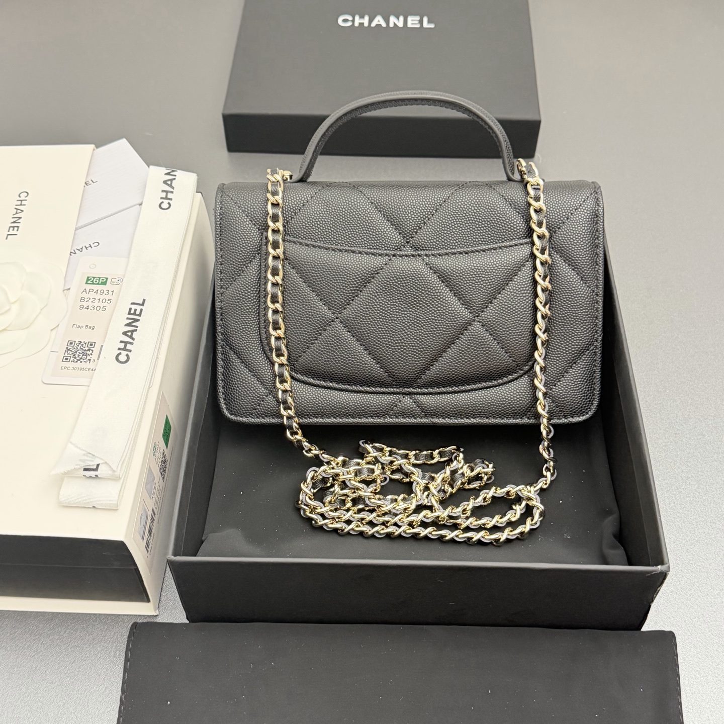 Chanel 샤넬 핸들 WOC 라지 다이아몬드 퀼팅 체인백 (AP4931)