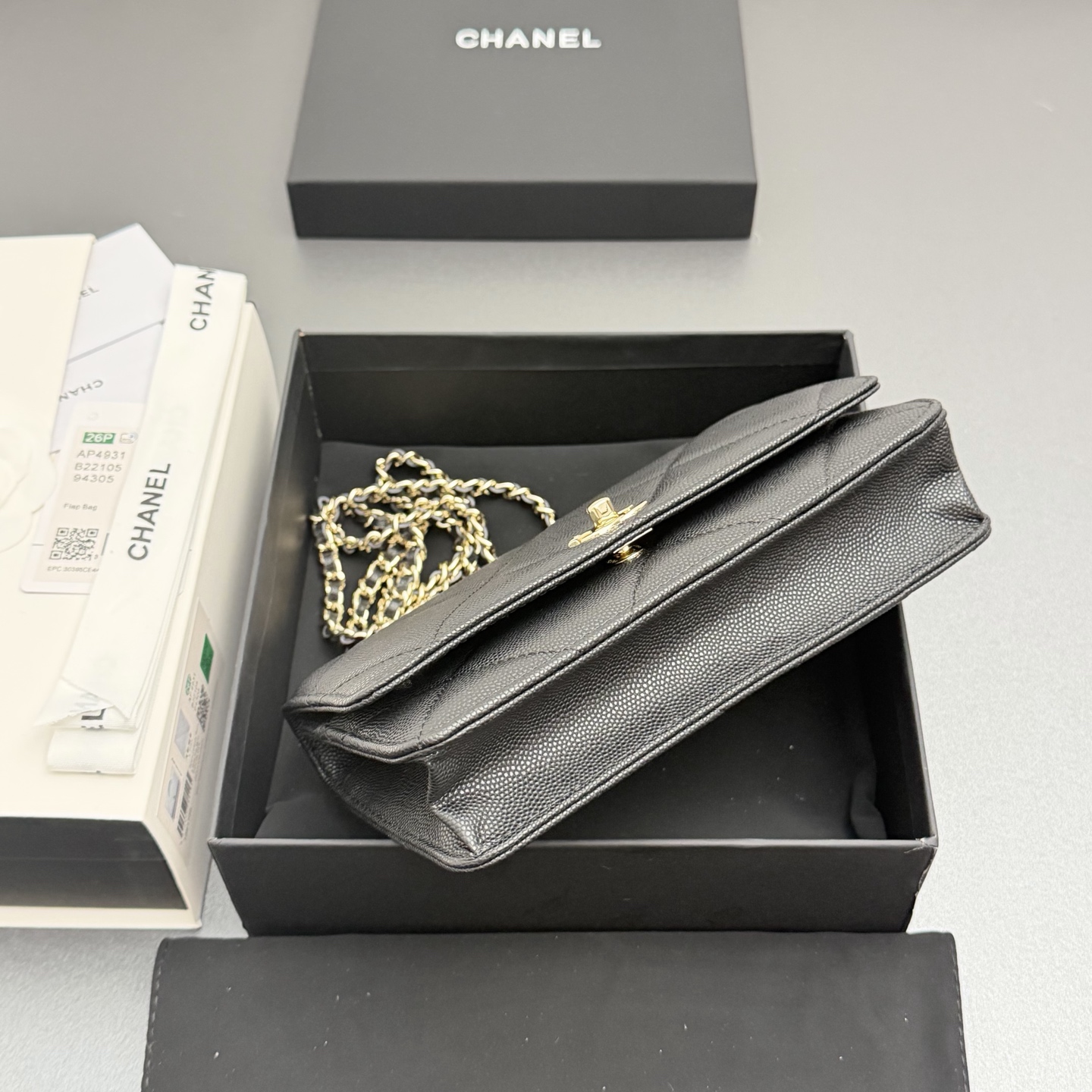 Chanel 샤넬 핸들 WOC 라지 다이아몬드 퀼팅 체인백 (AP4931)