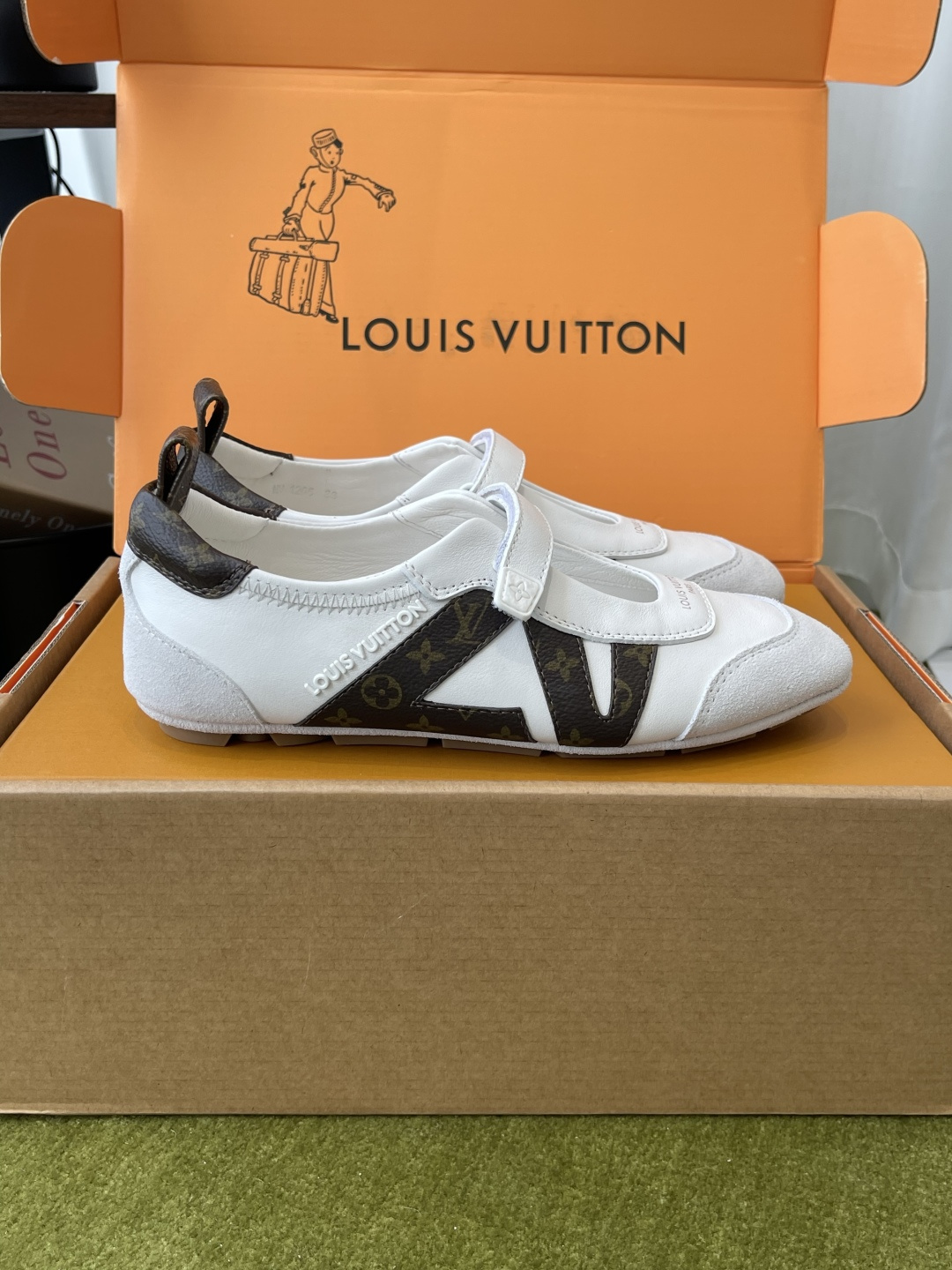 루이비통(LV) 스니커리나 발레 스니커즈 신발