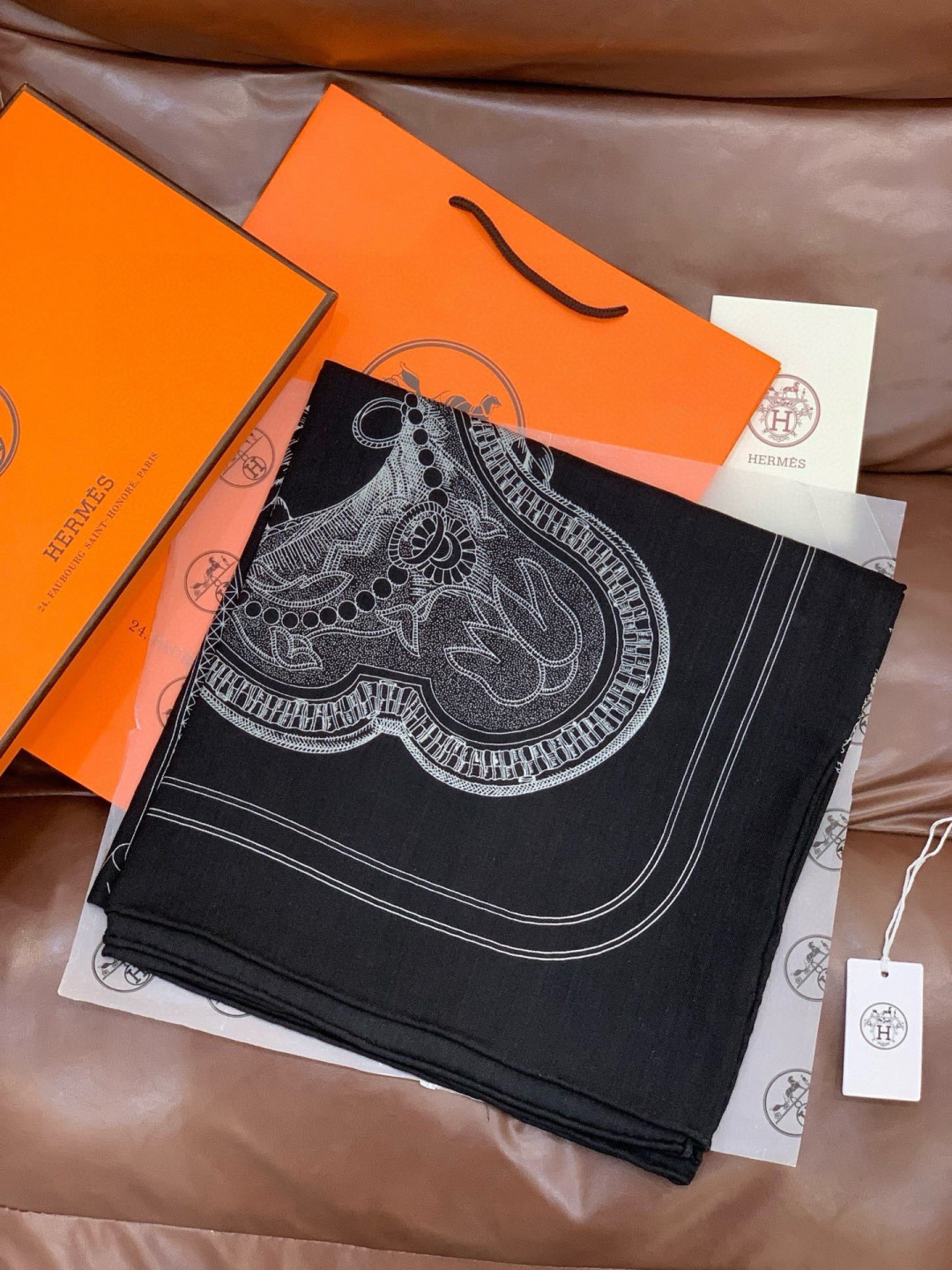 에르메스(HERMES) 캐시미어 실크 목도리 스카프