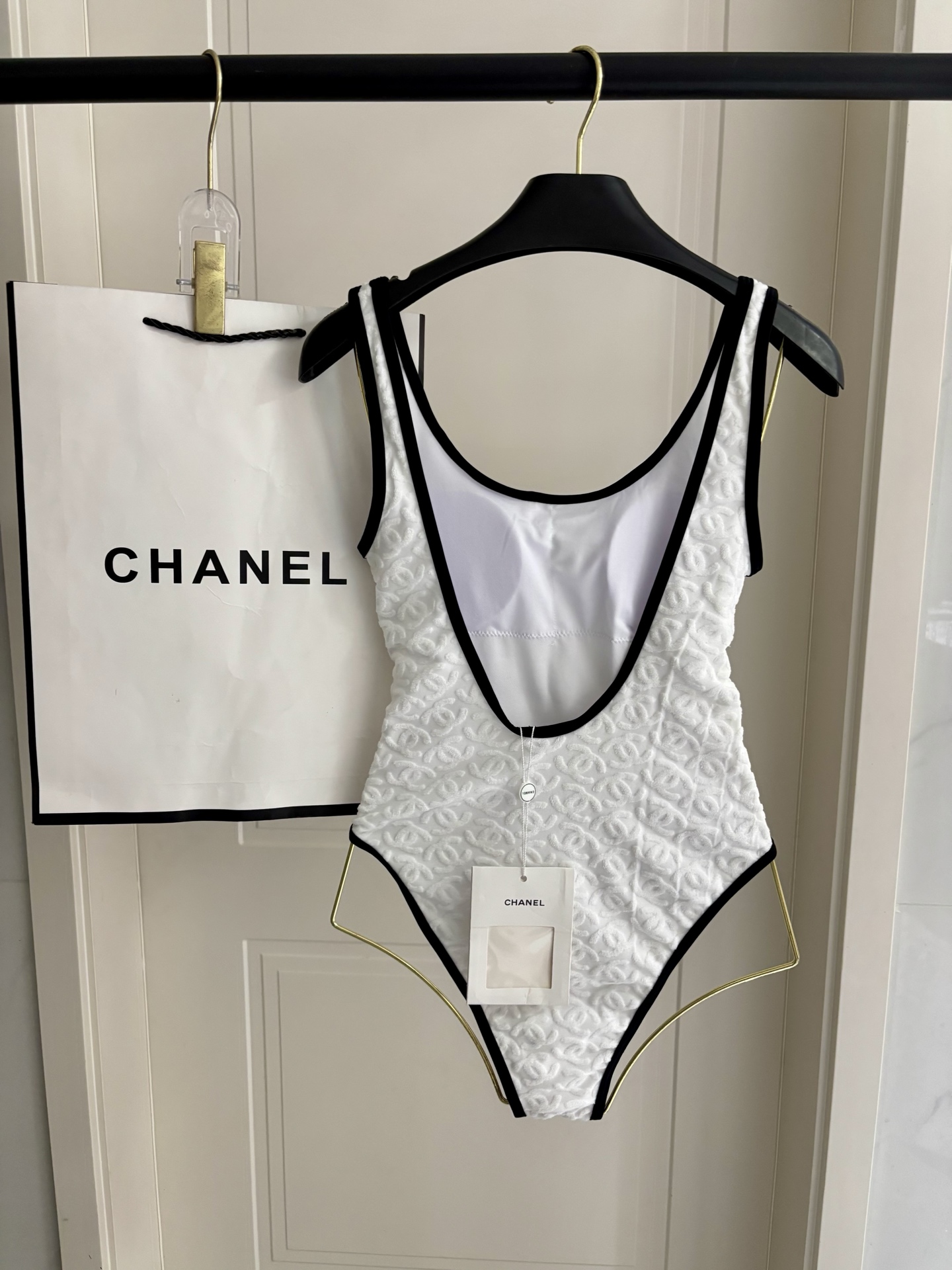 샤넬(CHANEL) 버스티에 원피스 수영복