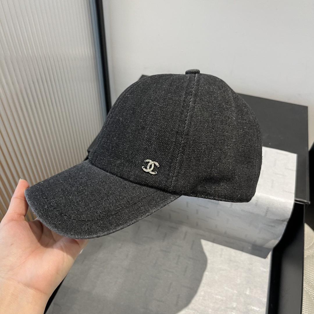 샤넬(CHANEL) 데님 볼캡 모자