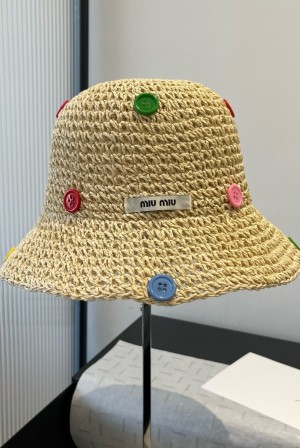미우미우(MIU MIU) 핸드메이드 밀짚 비치 모자