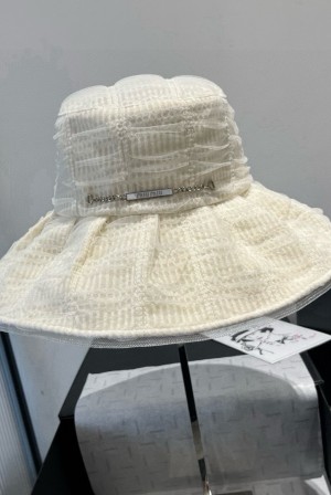 미우미우(MIU MIU) 플리츠 버킷햇 모자