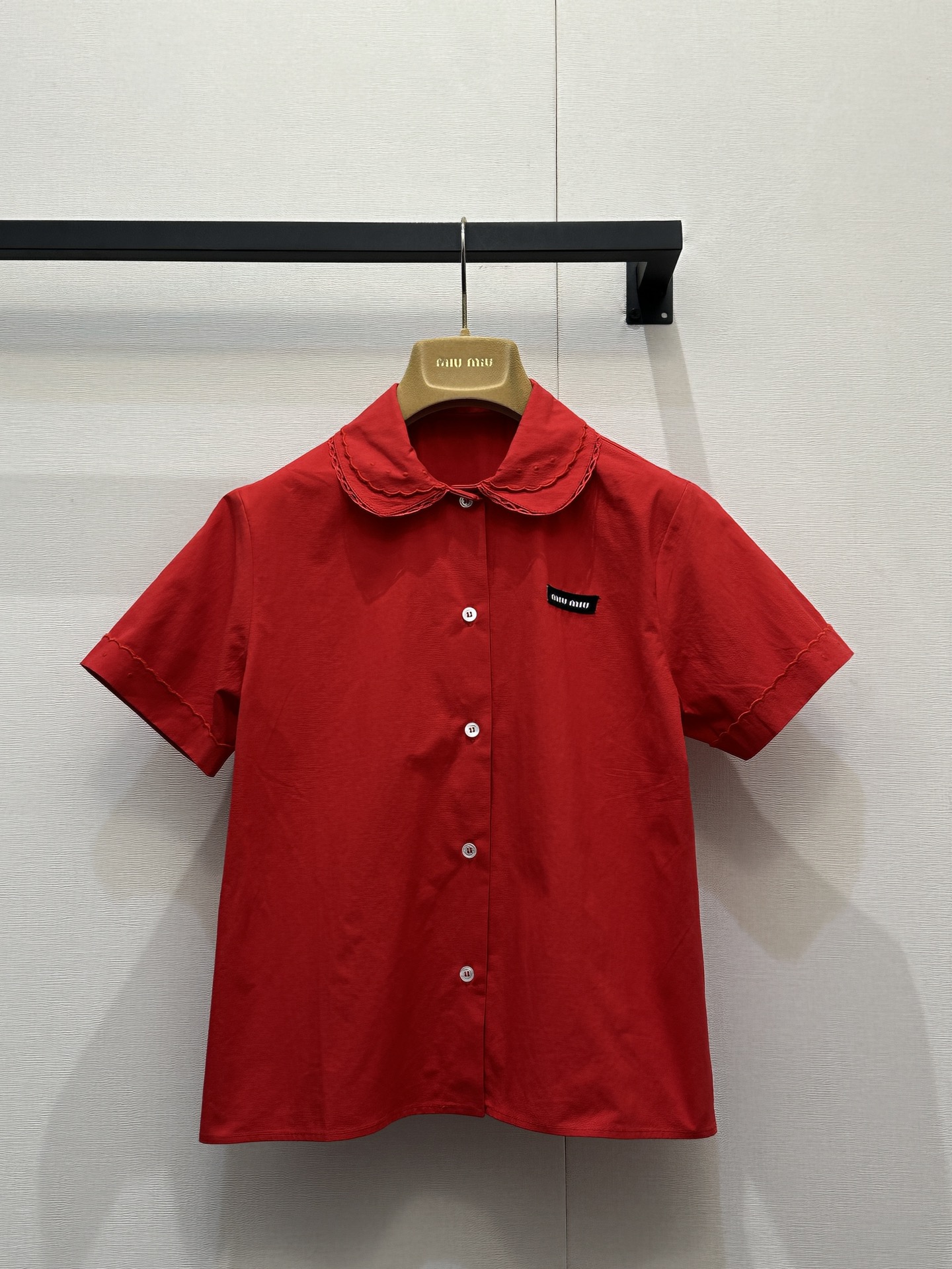 miumiu 미우미우 레이어드 카라 셔츠 & 펀칭 스커트 셋업 세트 의류