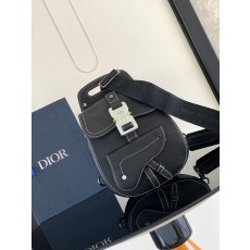 Dior CD 디올 갤롭(Gallop) 숄더백 (블랙 그레인 레더 & 화이트 스티치) 힙색 슬링백 가방
