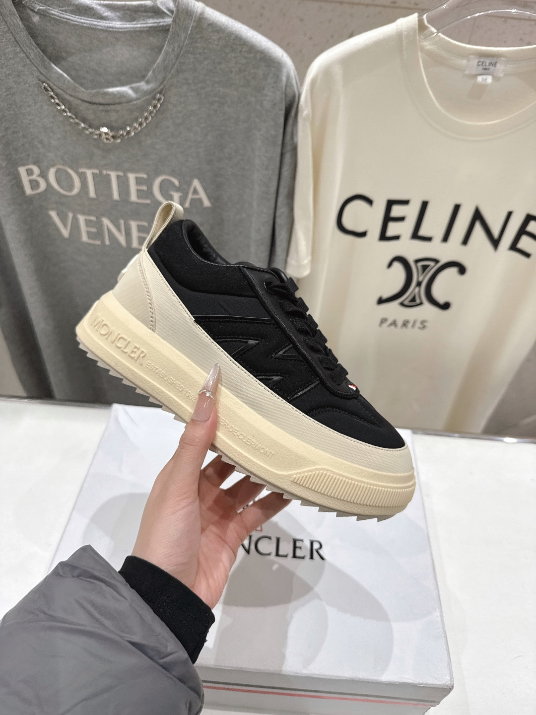 몽클레어 몽클레르(MONCLER) 알티브 미드 스니커즈 신발