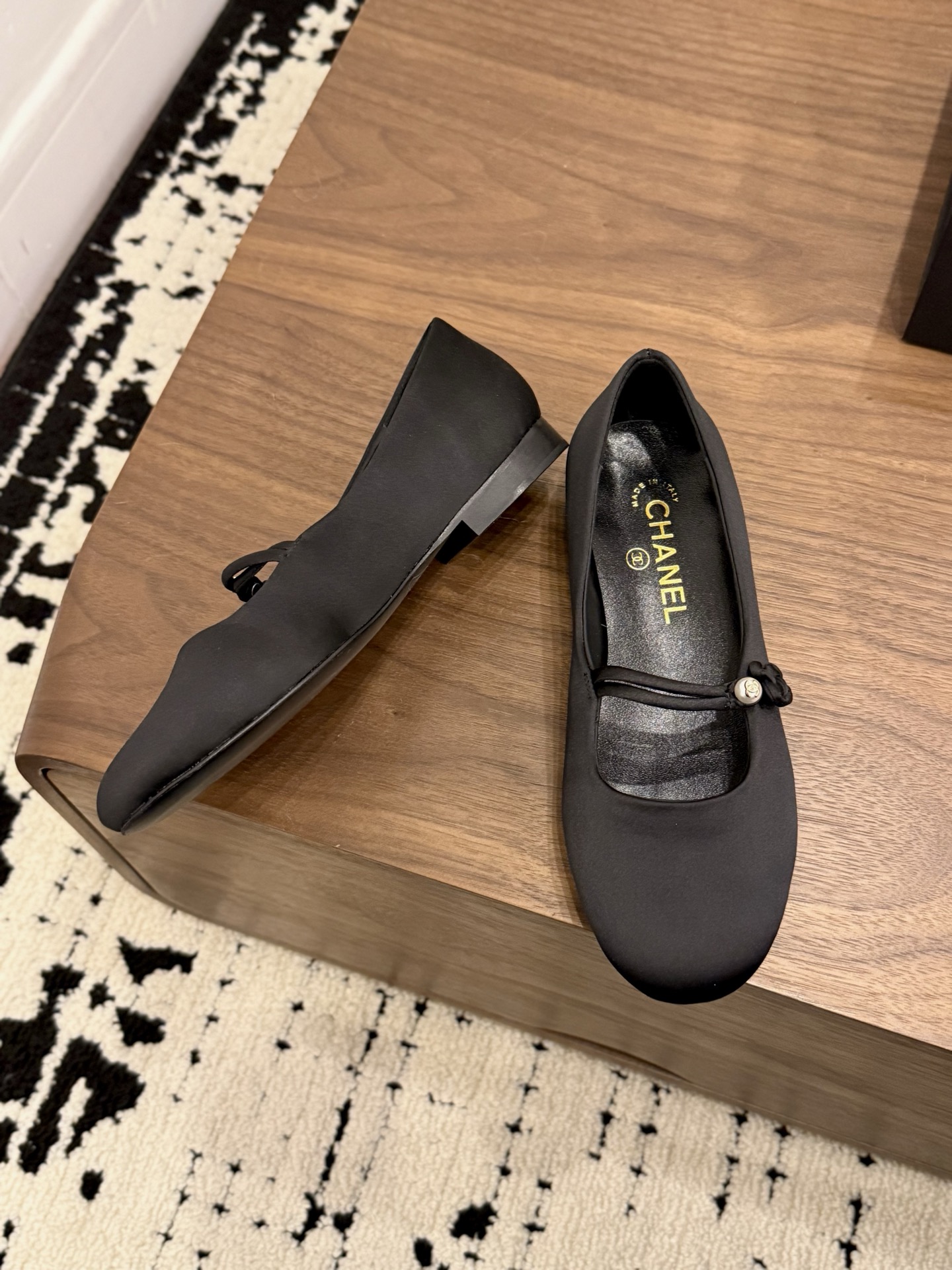 샤넬(CHANEL) 진주 마리제 플랫 슈즈 신발