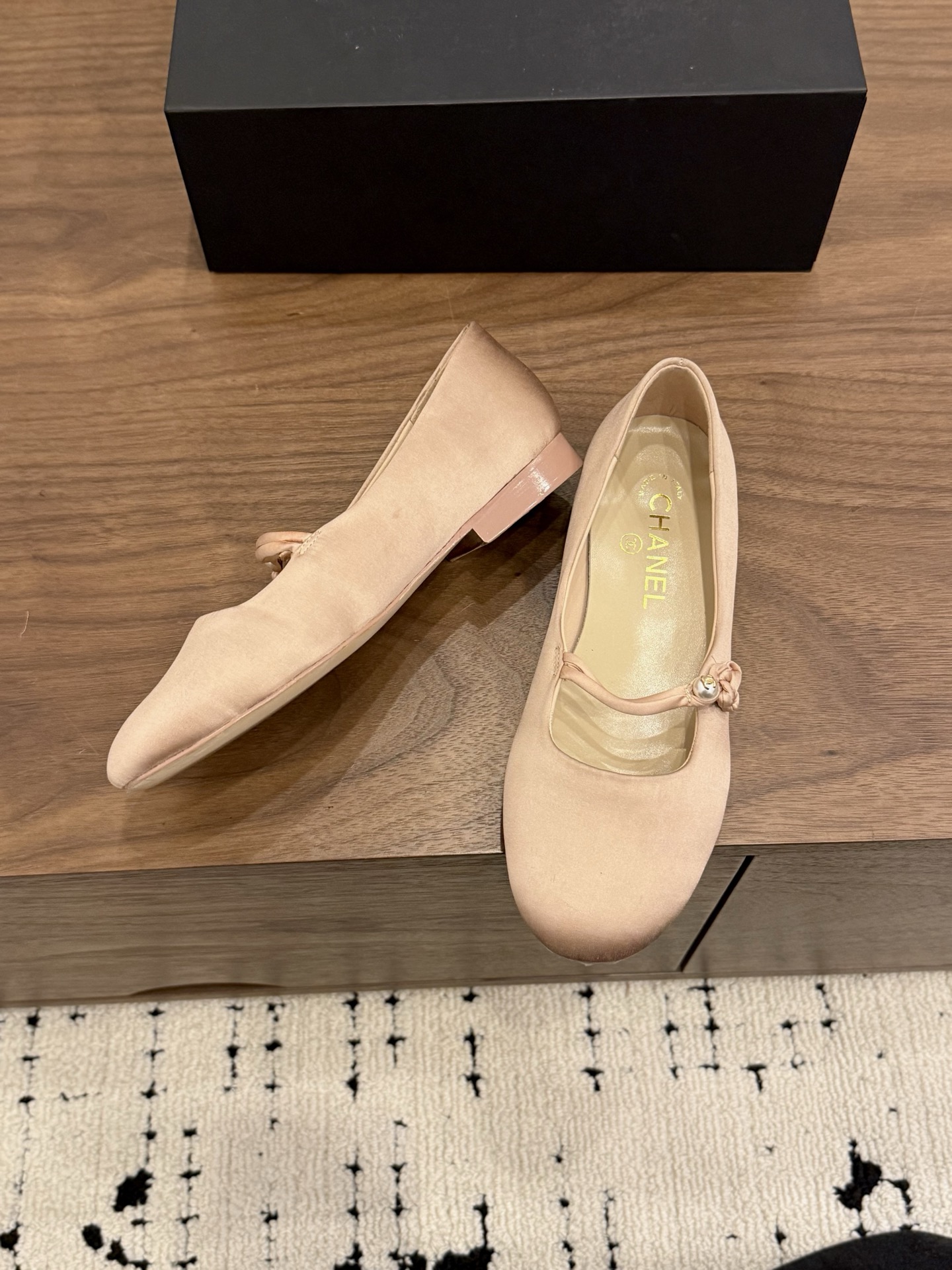 샤넬(CHANEL) 진주 마리제 플랫 슈즈 신발