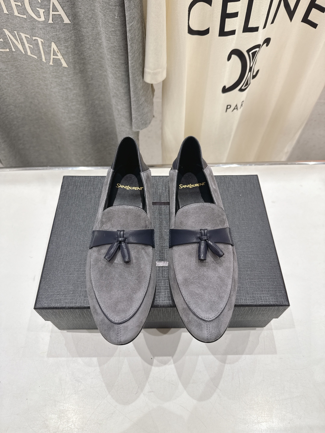 생로랑(SAINT LAURENT) 마리제 블로퍼 로퍼 신발