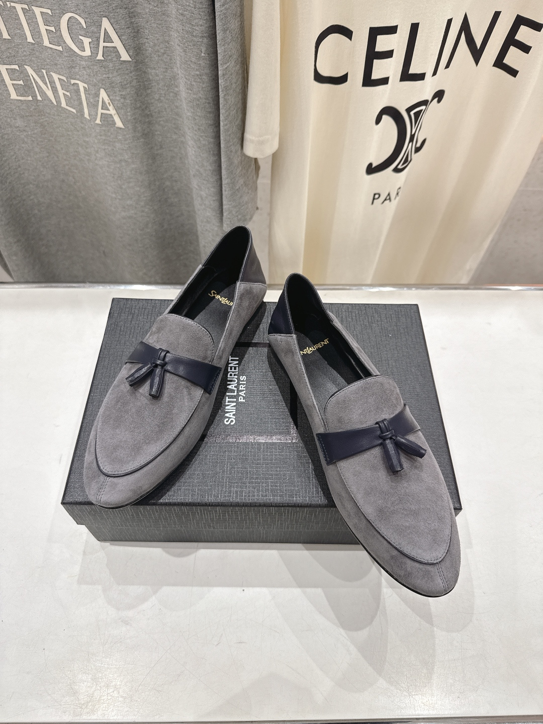 생로랑(SAINT LAURENT) 마리제 블로퍼 로퍼 신발