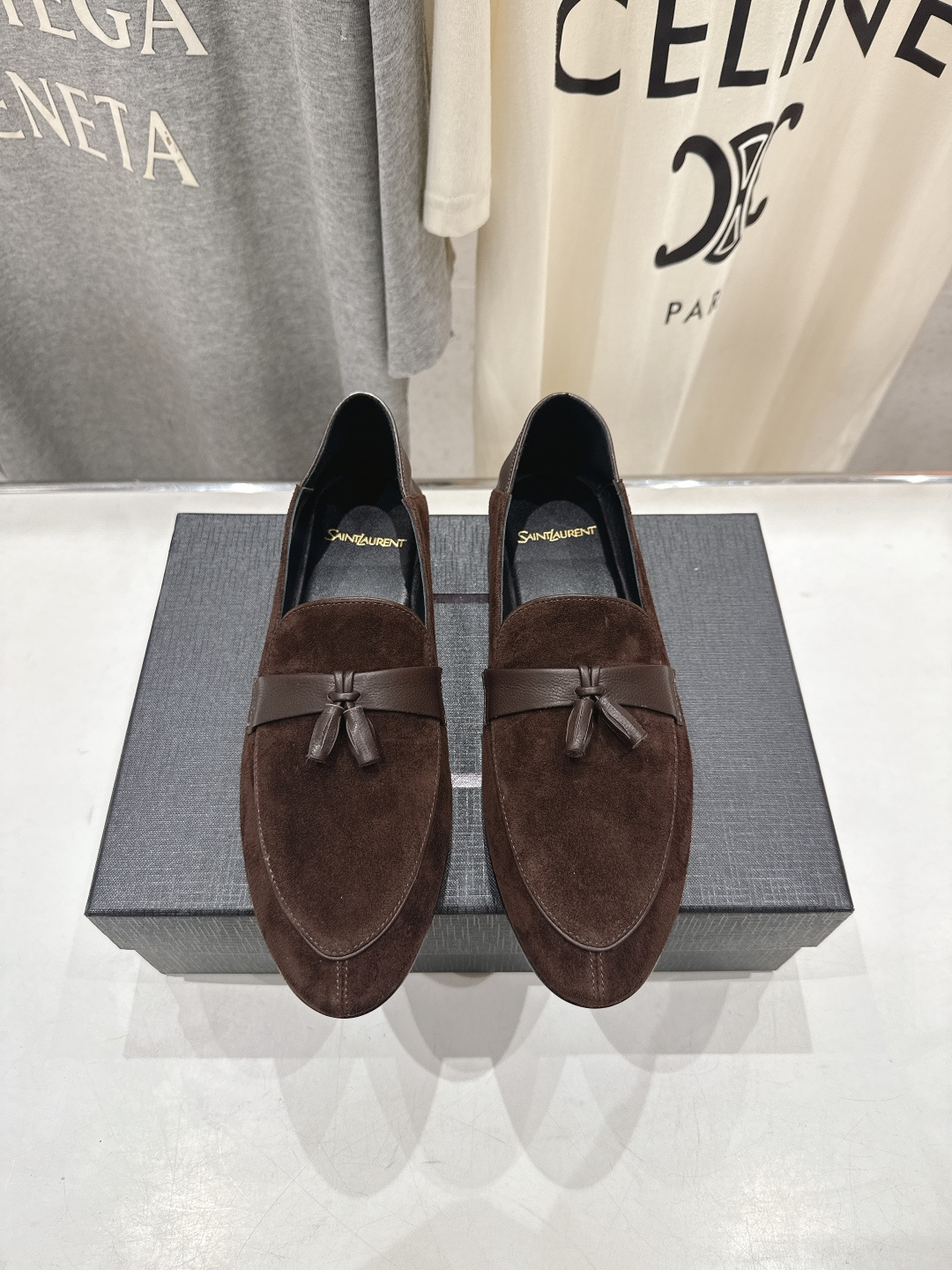 생로랑(SAINT LAURENT) 마리제 블로퍼 로퍼 신발