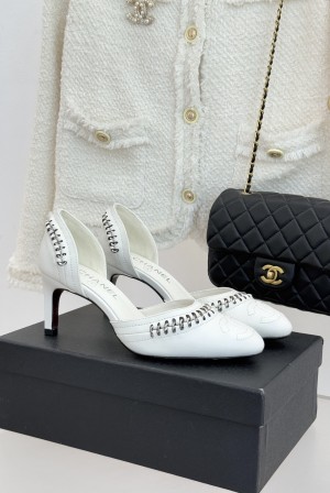 샤넬(CHANEL) 배색 컷아웃 힐 샌들 신발