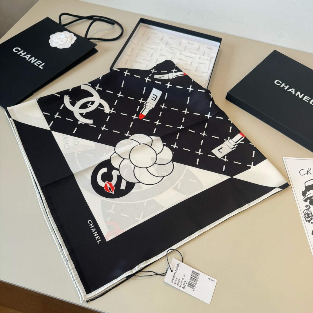 샤넬(CHANEL) No.5 실크 스카프 목도리 스카프