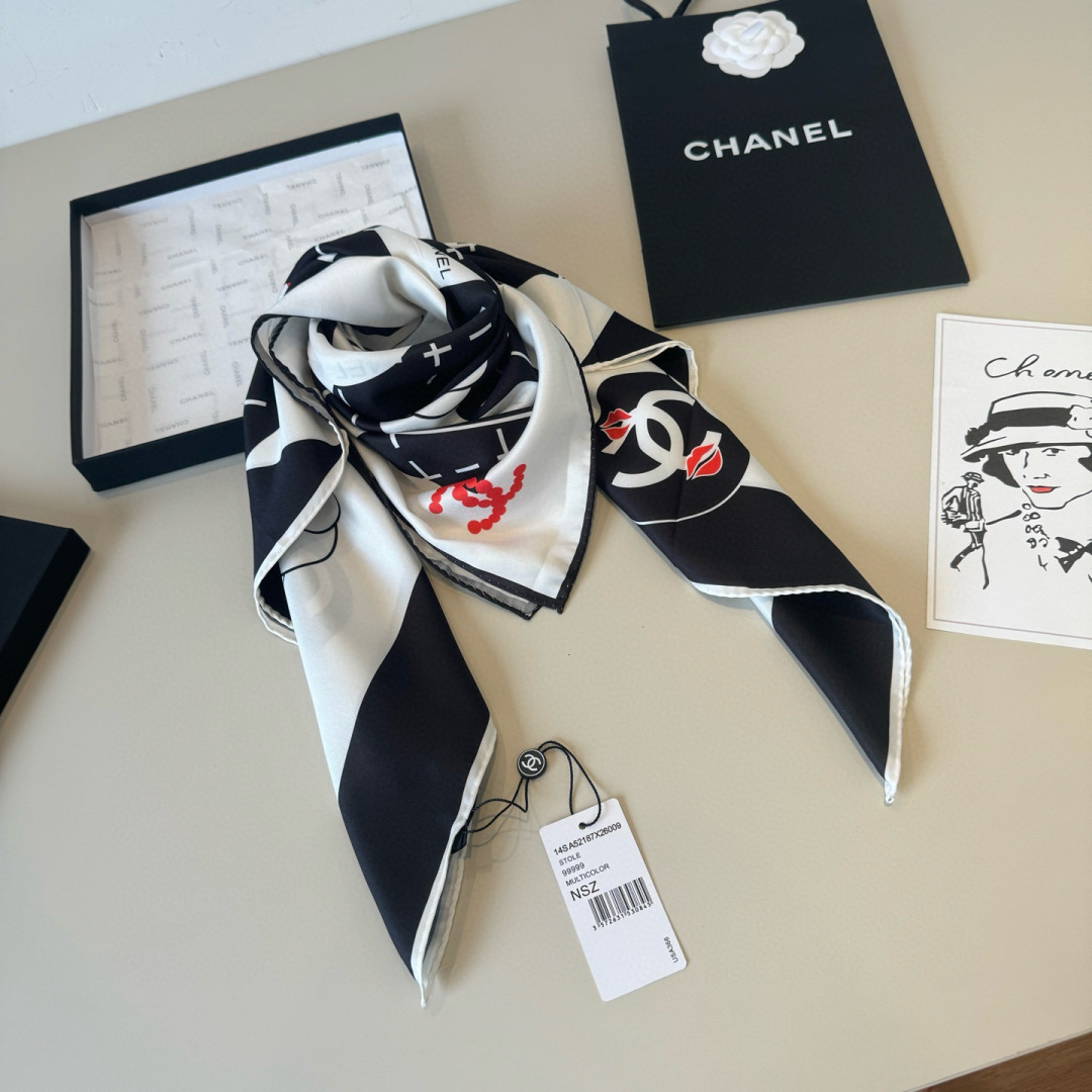 샤넬(CHANEL) No.5 실크 스카프 목도리 스카프