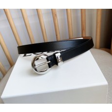 로에베(LOEWE) 아나그램 페블 버클 슬림 가죽 벨트