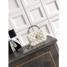 Chanel 샤넬 26C 진주 핸들 트위드 백 (화이트) 숄더백 가방 스몰