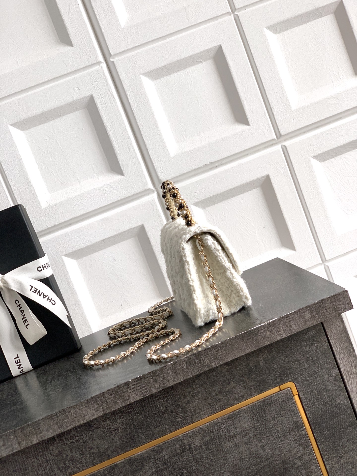 Chanel 샤넬 26C 진주 핸들 트위드 백 (화이트) 숄더백 가방 스몰