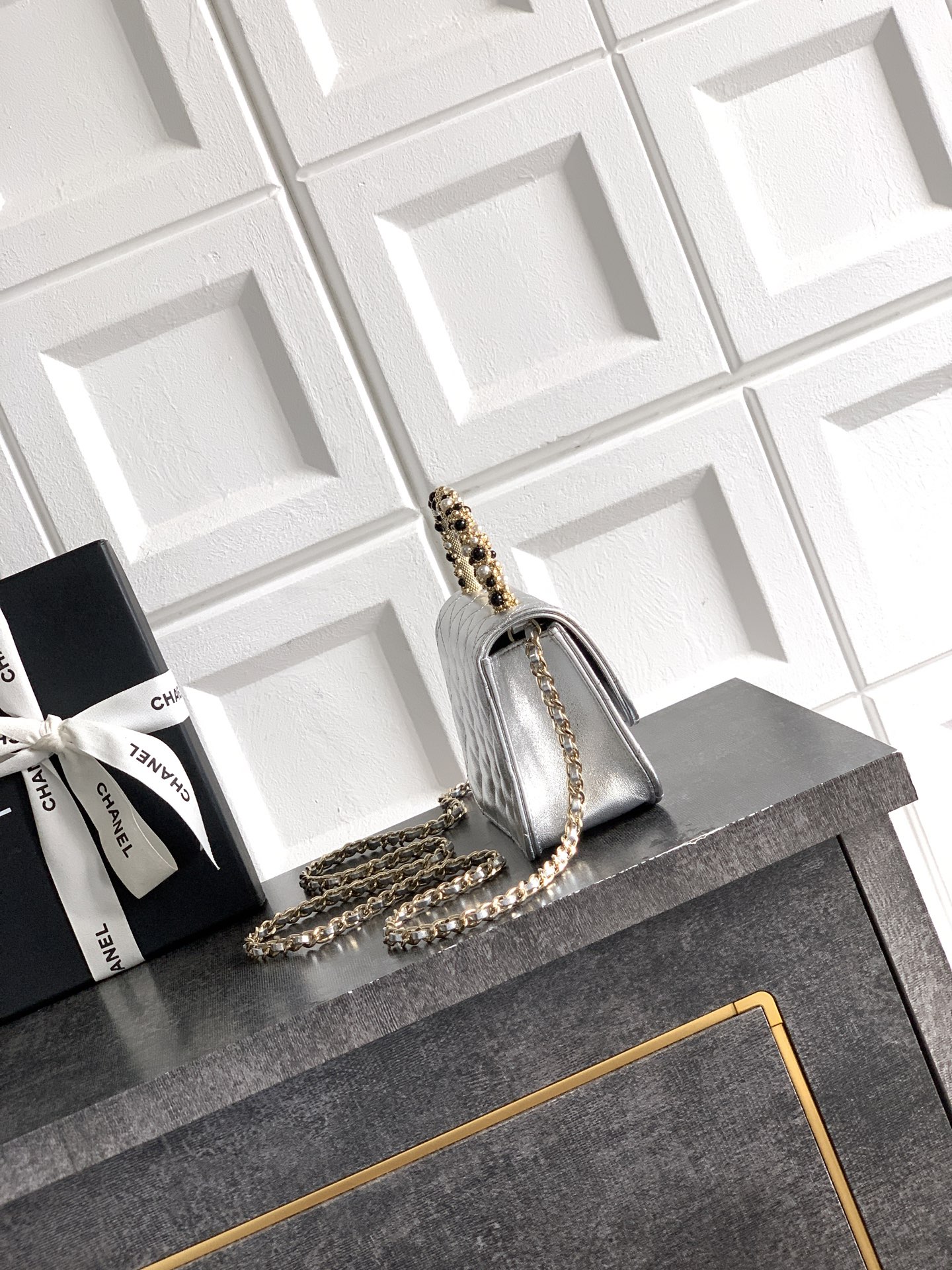 Chanel 샤넬 26C 진주 핸들 트위드 백 (실버) 숄더백 가방 스몰