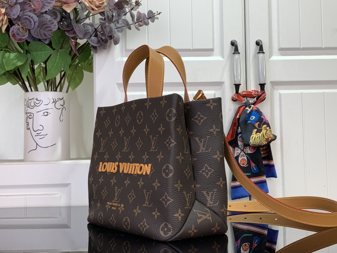 LV 루이비통 MINI SHOPPER TOTE 미니 쇼퍼 토트백 가방 (브라운/커피) 미니