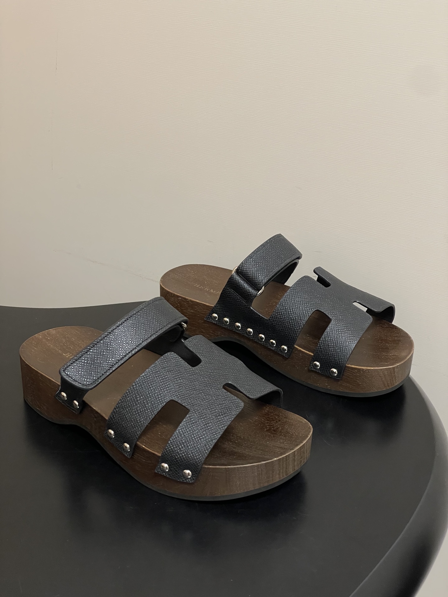 에르메스(HERMES) Chypre 우드솔 슬리퍼 신발