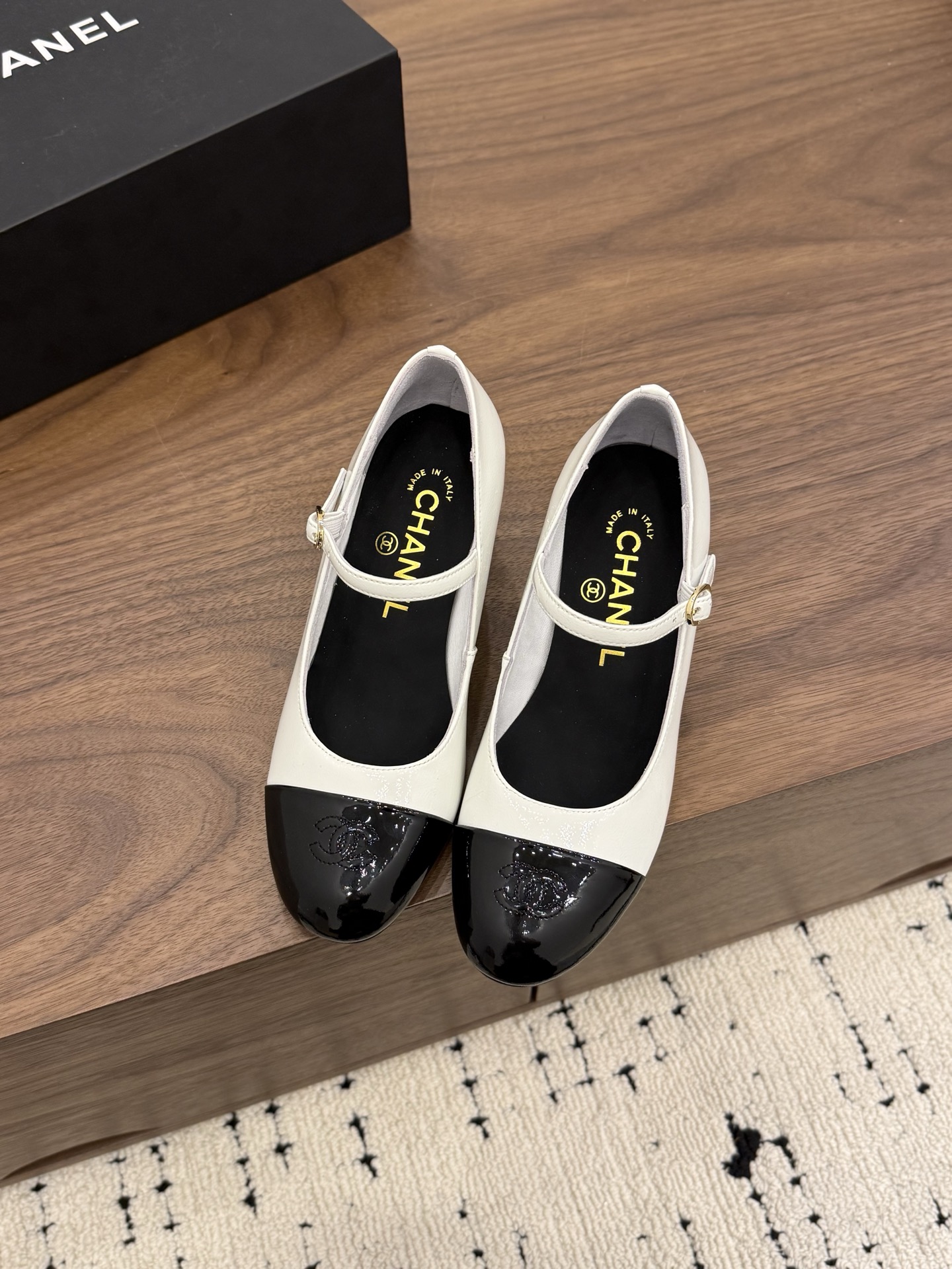 샤넬(CHANEL) 메리제인 굽 슈즈 신발