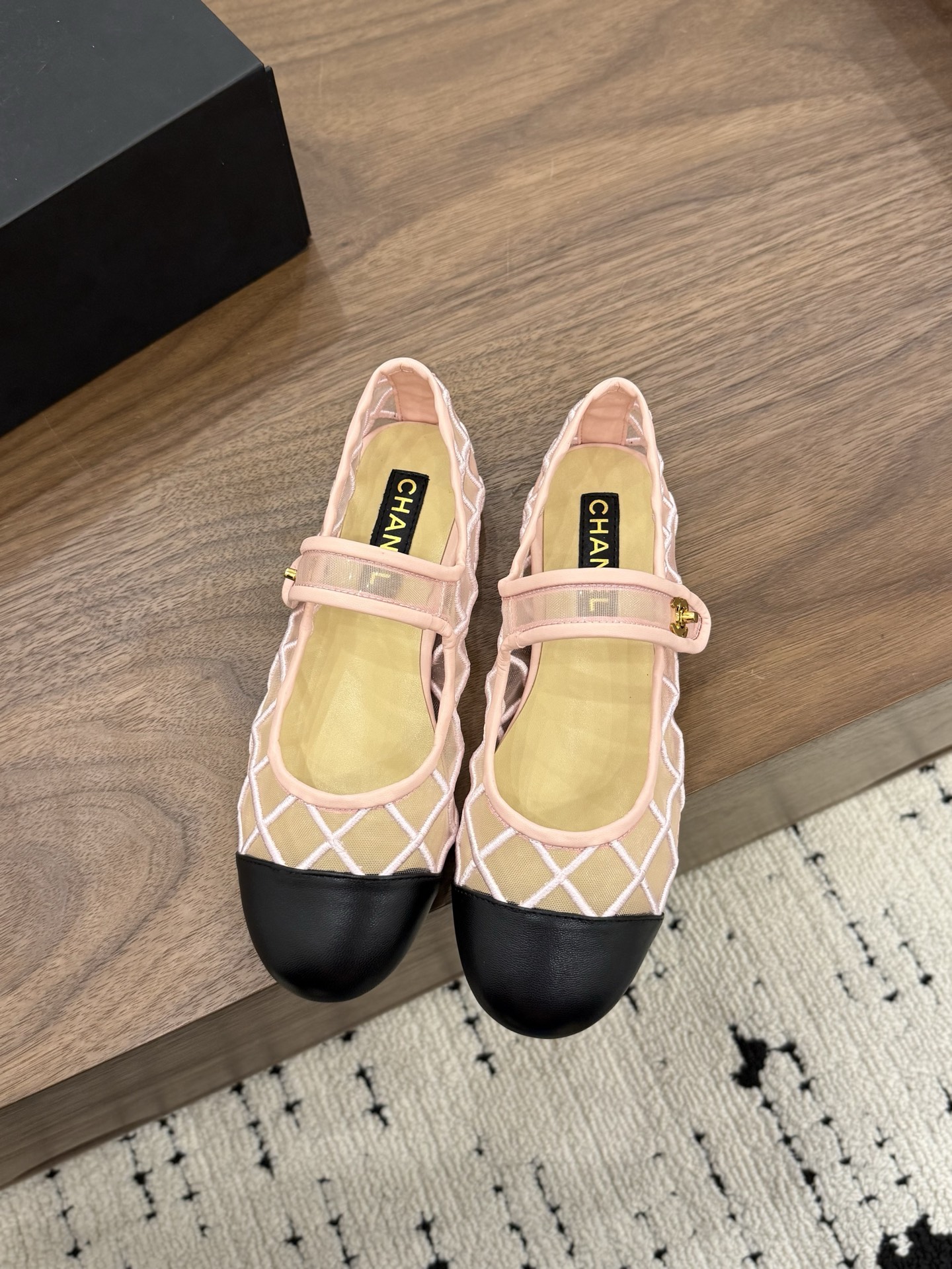 샤넬(CHANEL) 메쉬 메리제인 플랫 슈즈 신발