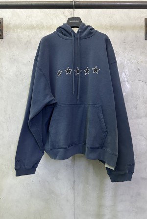 발렌시아가(BALENCIAGA) 오성 자수 로고 후드티 의류