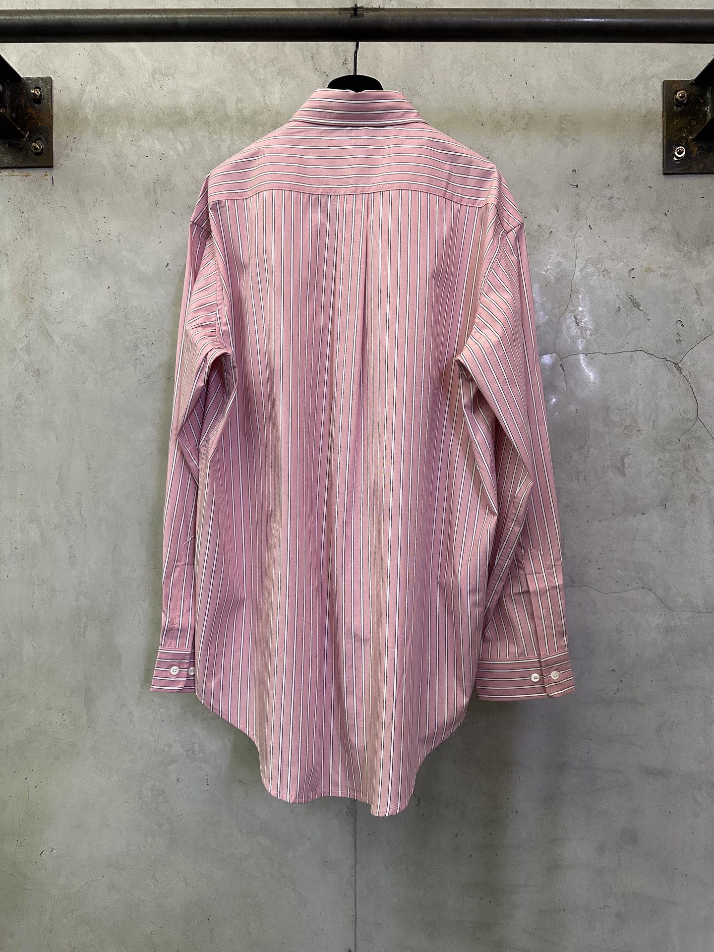 미우미우(Miu Miu) 로고 핑크 체크 셔츠 의류