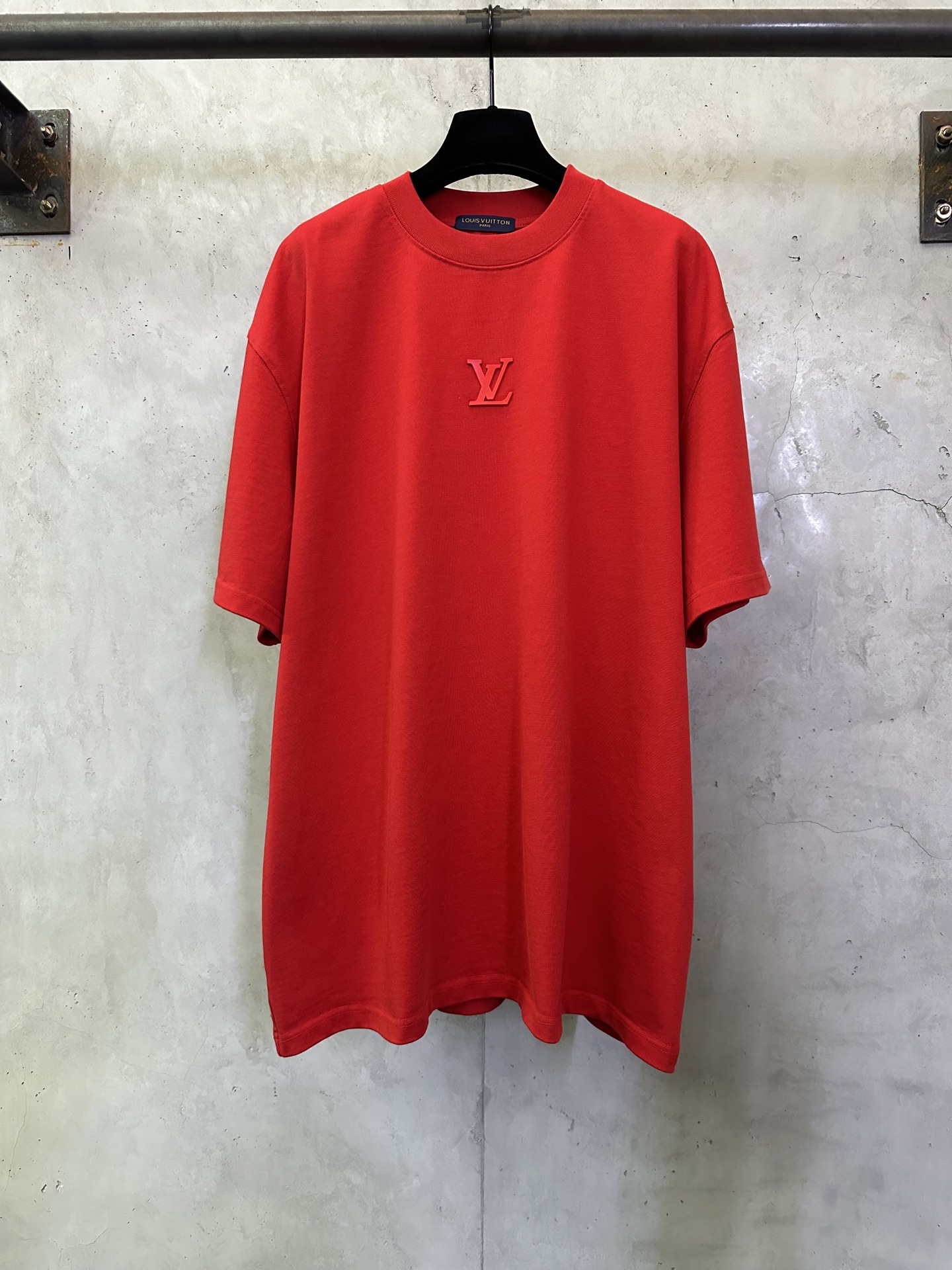 루이비통(LV) 로고 프린트 반팔 티셔츠 의류