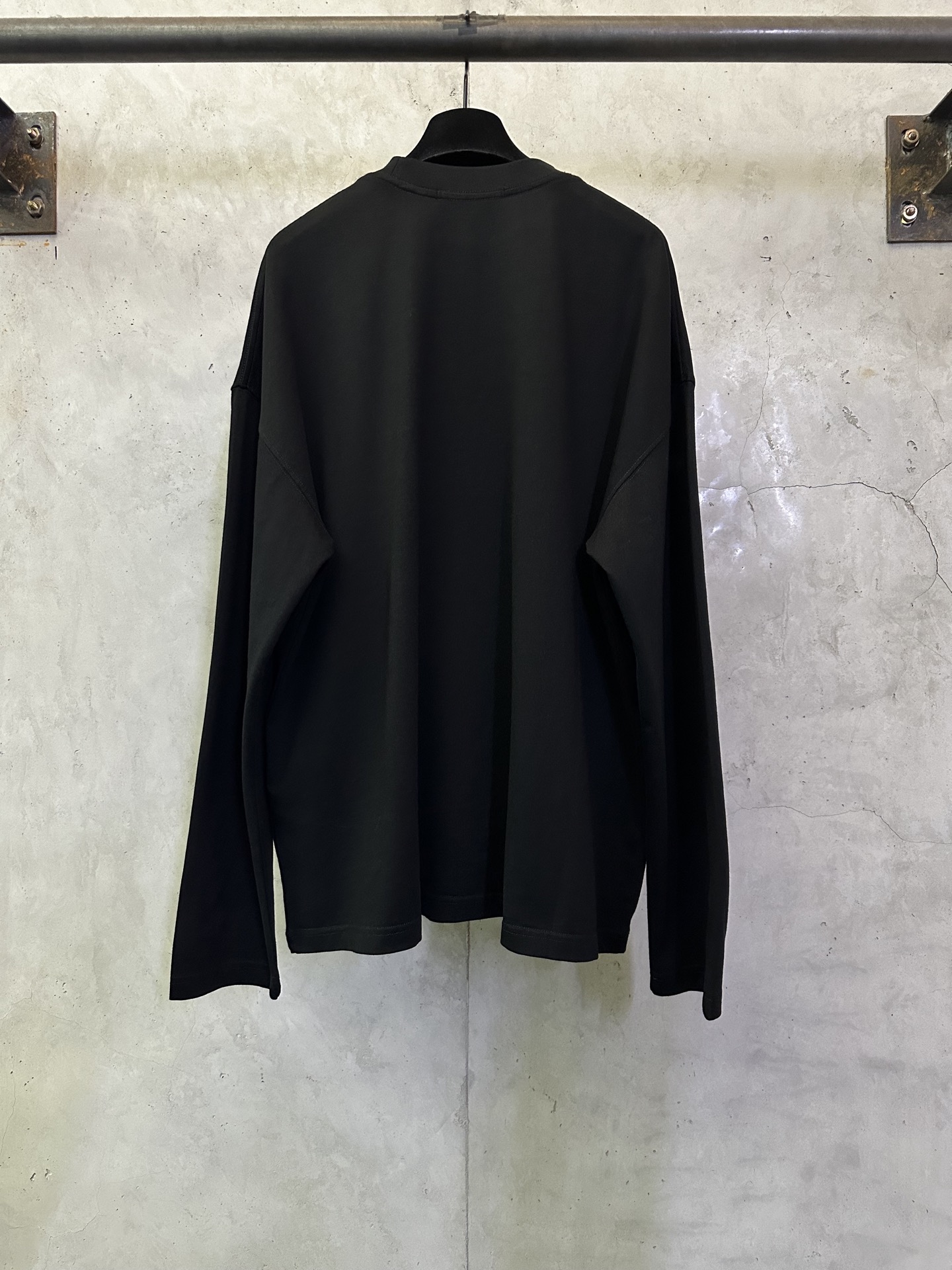 아크네 스튜디오(Acne Studios) 레터링 긴팔 티셔츠 의류