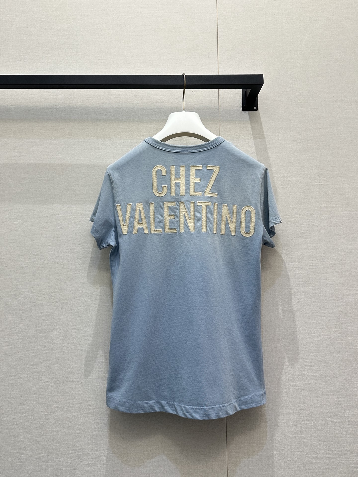 발렌티노(Valentino) 배색 레터링 반팔 티셔츠 의류