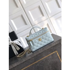 Chanel 샤넬 26C 카프스킨 '도시락' LP백 (베이비 블루) 가방