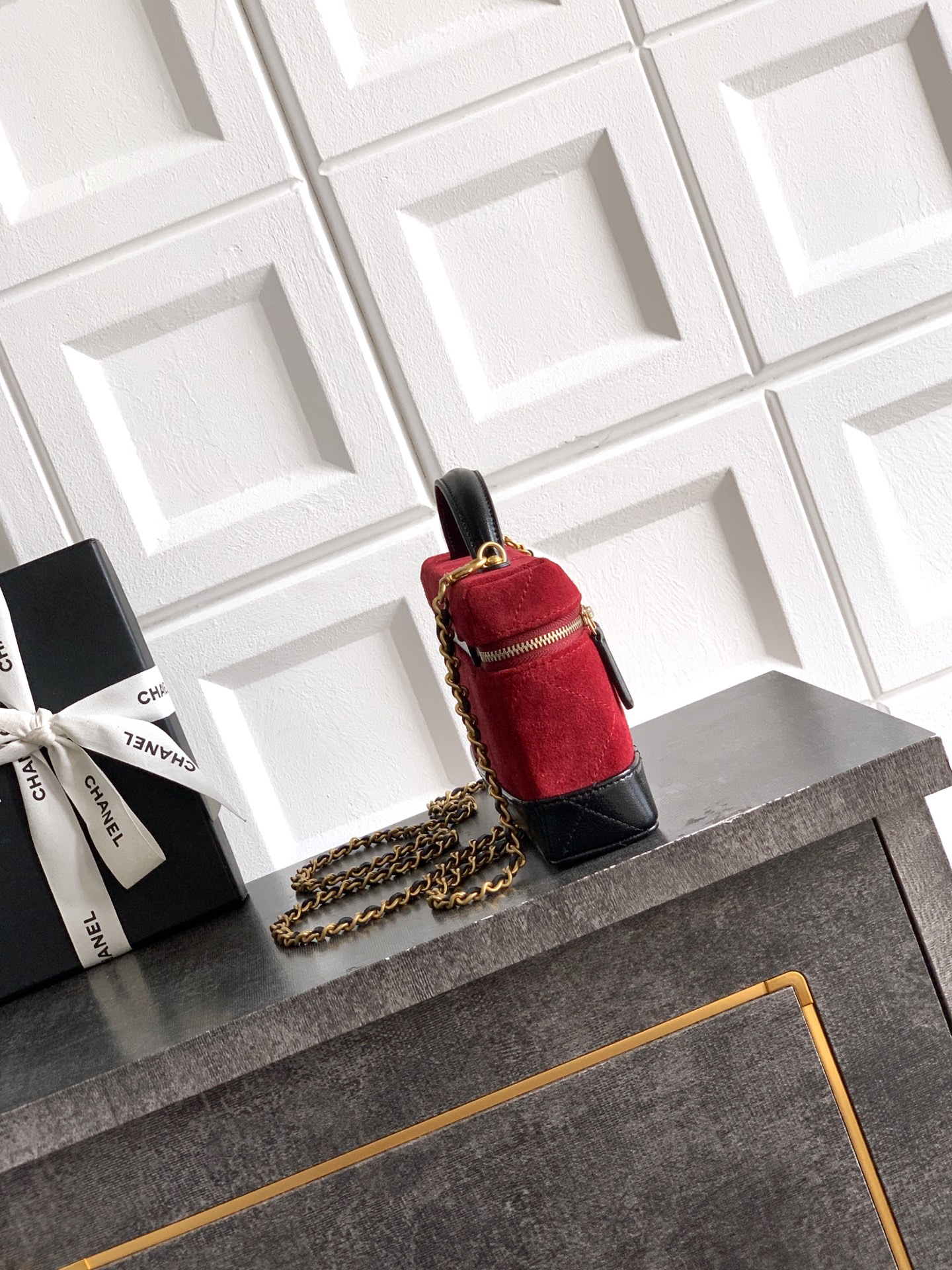 Chanel 샤넬 스웨이드 & 램스킨 '도시락' LP백 (19cm) 가방