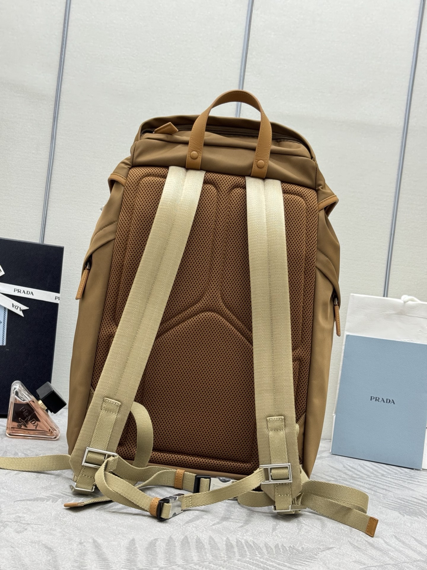 prada 프라다 2VZ019 테크니컬 나일론 백팩 가방