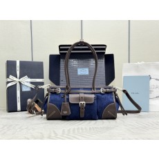 Prada 프라다 1BA426 Bonnie 데님 토트백 (미디엄 / 블루) 가방