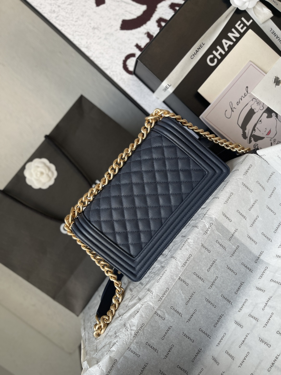 Chanel 샤넬 Classic Le Boy 캐비어 (A67086) 숄더백 가방
