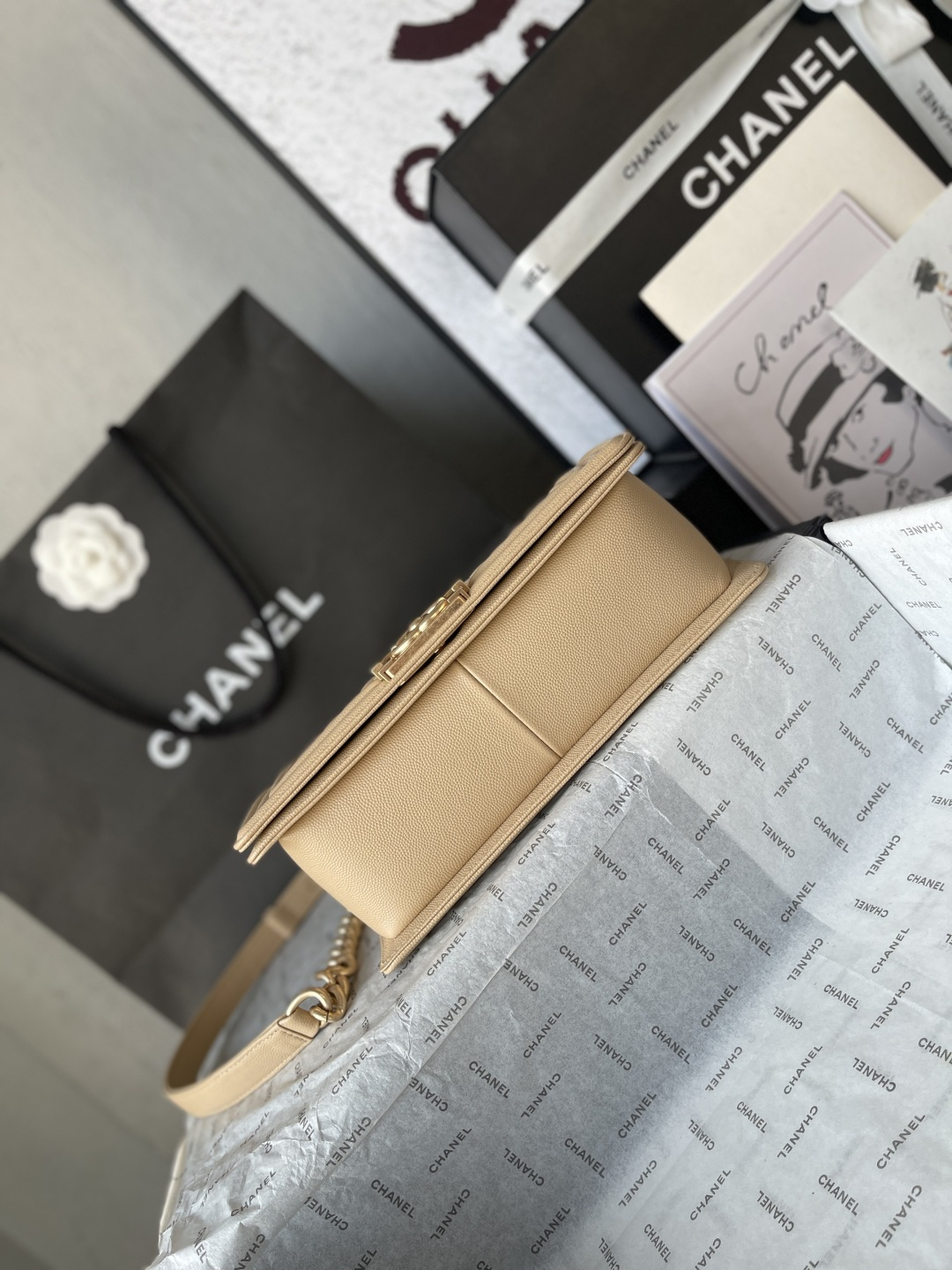 Chanel 샤넬 Classic Le Boy 캐비어 (A67086) 숄더백 가방