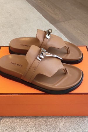 에르메스(HERMES) 스트랩 메탈 쪼리 슬리퍼 신발