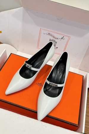 에르메스(HERMES) 켈리 스트랩 펌프스 신발