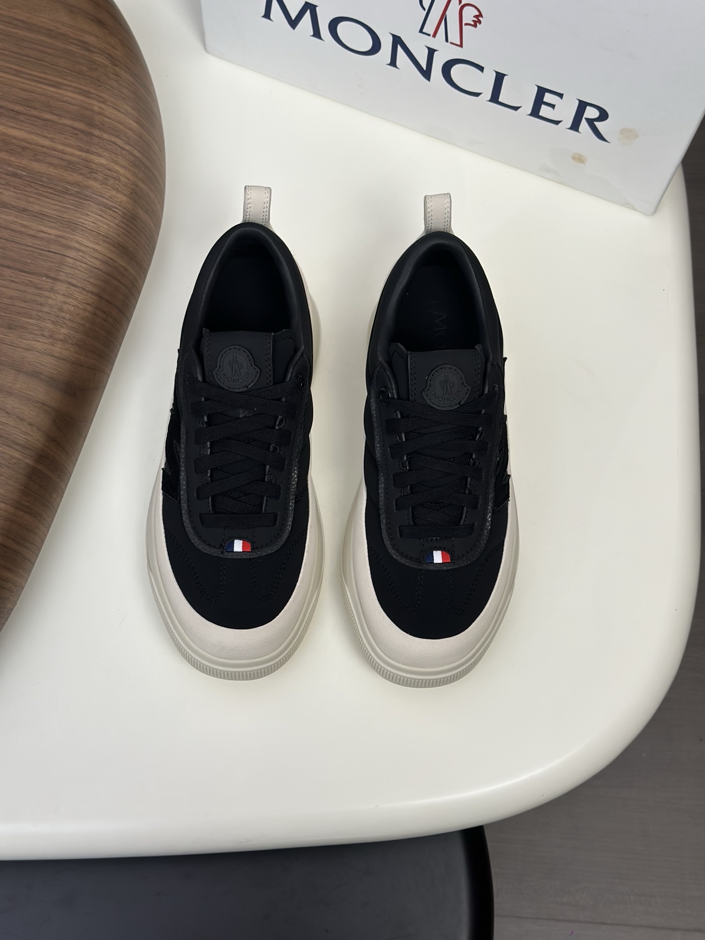 Moncler 몽클레어 몽클레르 테크니컬 믹스 소재 남성 스니커즈 신발