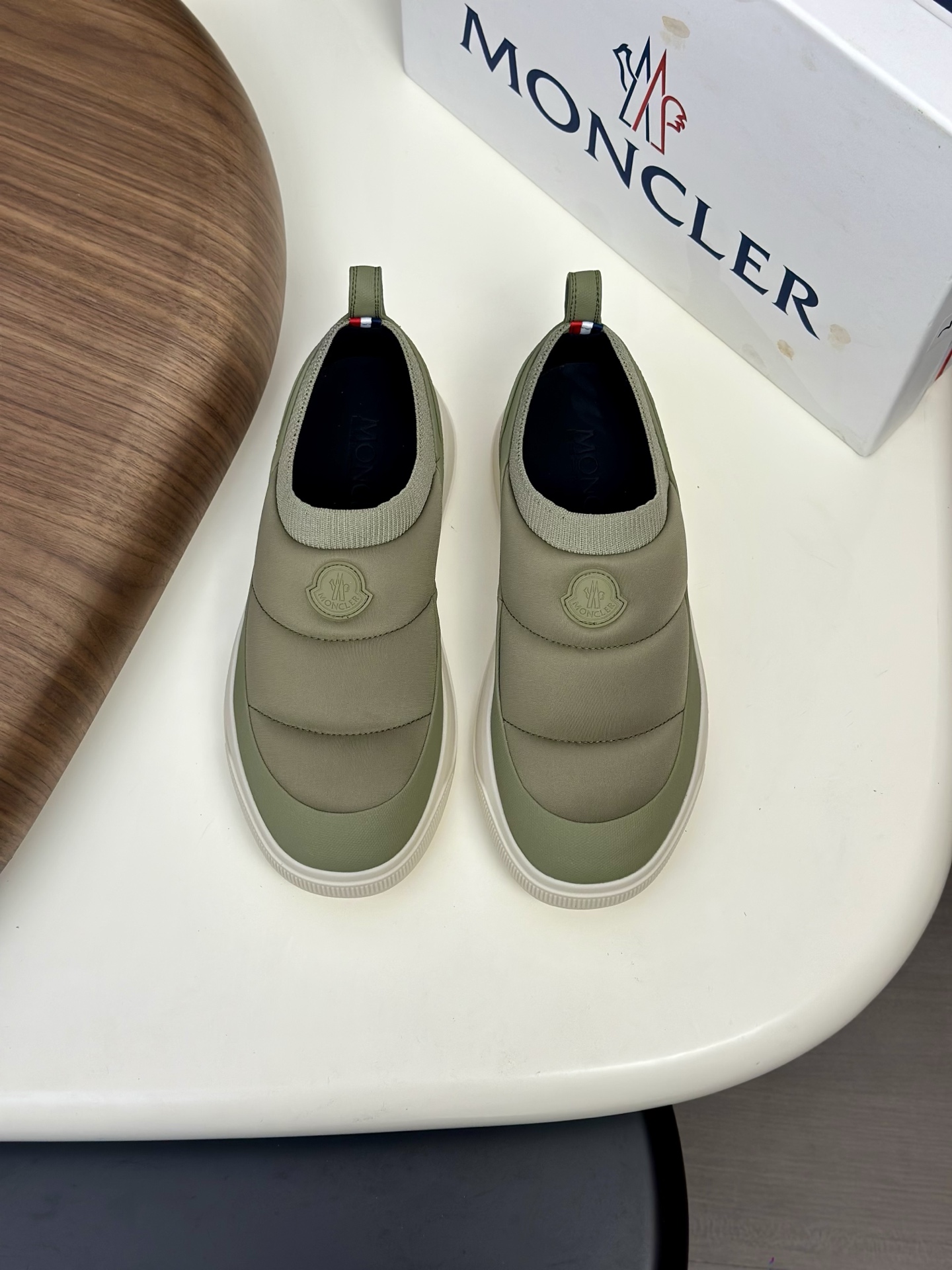 Moncler 몽클레어 몽클레르 테크니컬 믹스 소재 남성 스니커즈 신발