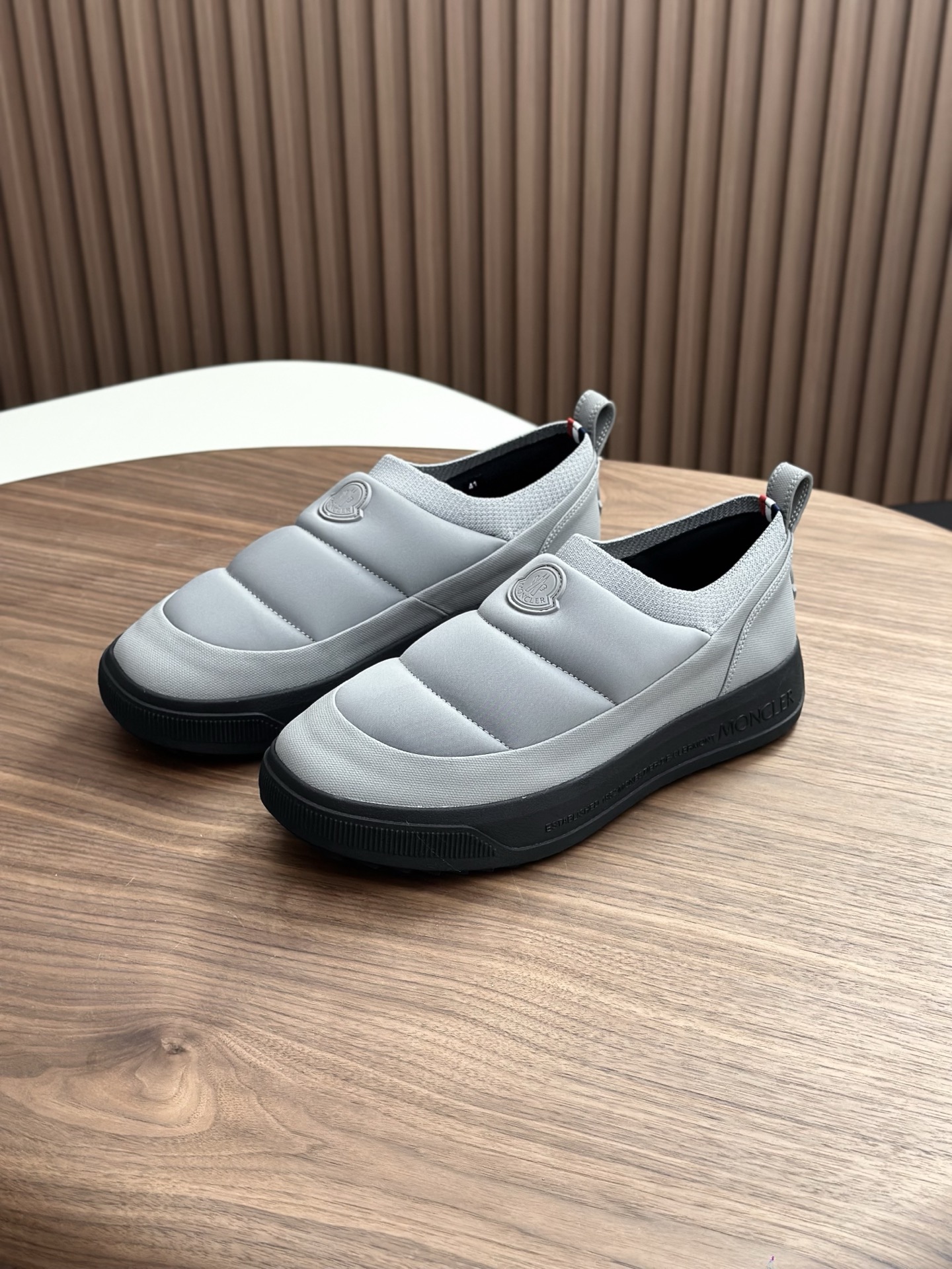 Moncler 몽클레어 몽클레르 테크니컬 믹스 소재 남성 스니커즈 신발