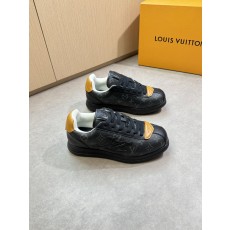 루이비통(LV) 3D 그래픽 나파 카프스킨 스니커즈 신발